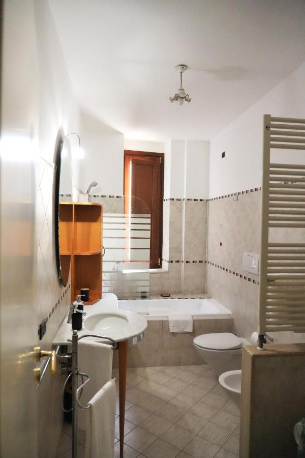 B&B Il Grifone Джоя дел Коле Екстериор снимка